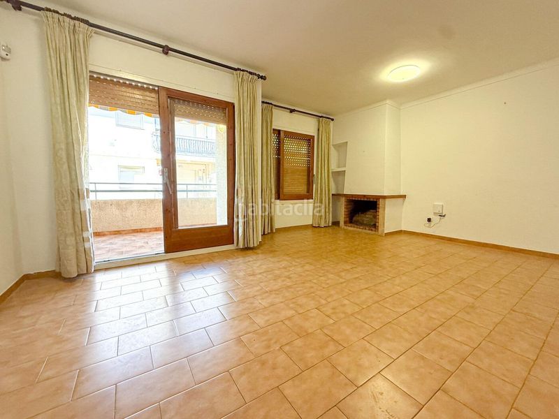 Foto 73a3cd78-a140-43d5-9265-e244111250e6. Apartament a Centre Roses