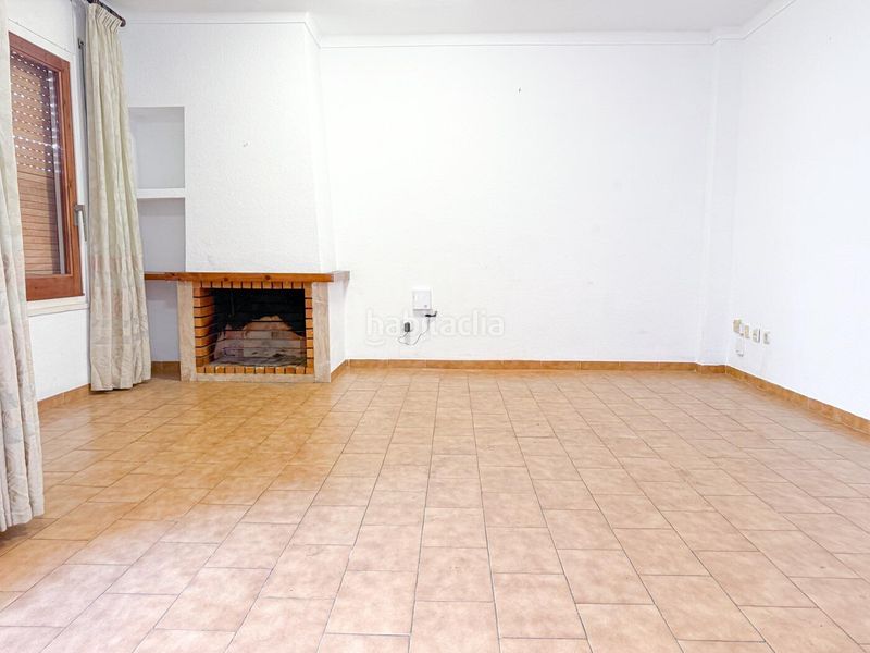 Foto 9964b3f1-3948-40dc-b4aa-247774ea057c. Apartament a Centre Roses