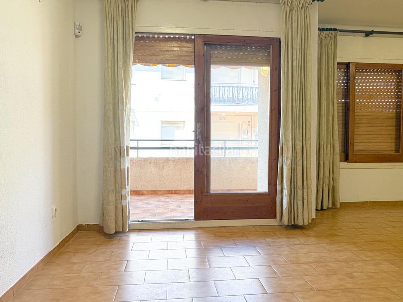 Foto e26f2998-7f13-411f-b574-cb4ce27e808c. Apartament a Centre Roses
