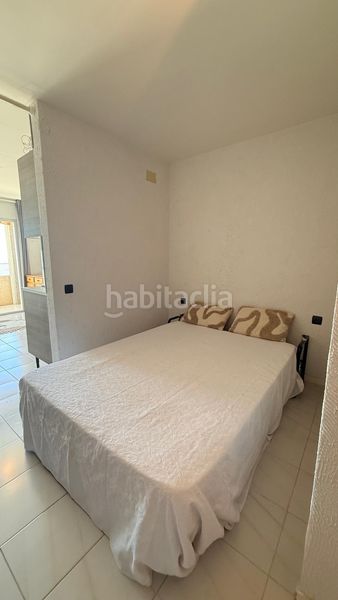 Foto b371c702-7bb3-4249-9abf-766e8f9628a1. Apartamento bonito apartamento con vistas al mar en Empuriabrava
