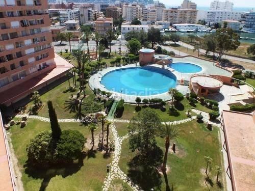 Foto 729e135c-6c89-48f1-be21-f20f06793f99. Apartament amb piscina a Santa Margarida Roses
