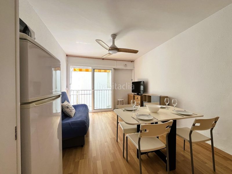 Foto 4deeec0d-b45e-479f-9dd3-27167a71f6bf. Apartament a Centre Roses
