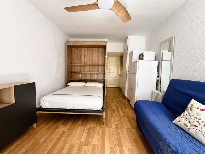 Foto a5e9a14b-8c39-4c8c-aebb-b92ffd10cb69. Apartament a Centre Roses