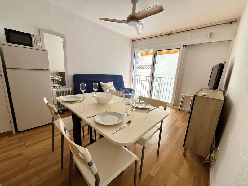 Foto aff62a58-2077-4ed3-b040-4576b125d3c1. Apartament a Centre Roses