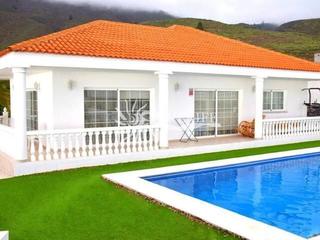Casa  Carretera local. En una excelente ubicación con espectaculares vistas panorámicas