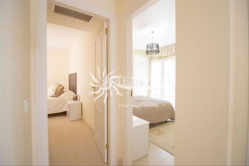 Foto b2afaa39-806b-4428-8e5d-9f3040e26e92. Casa amb aparcament piscina a Torviscas Centro y Alto Adeje