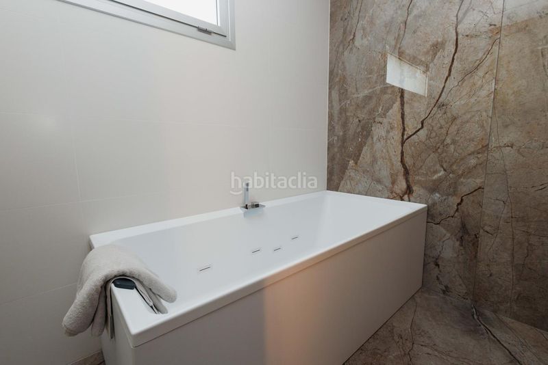 Foto 03a80b5f-2525-4792-a298-73c41801fb03. Casa amb aparcament piscina a La Caleta Adeje