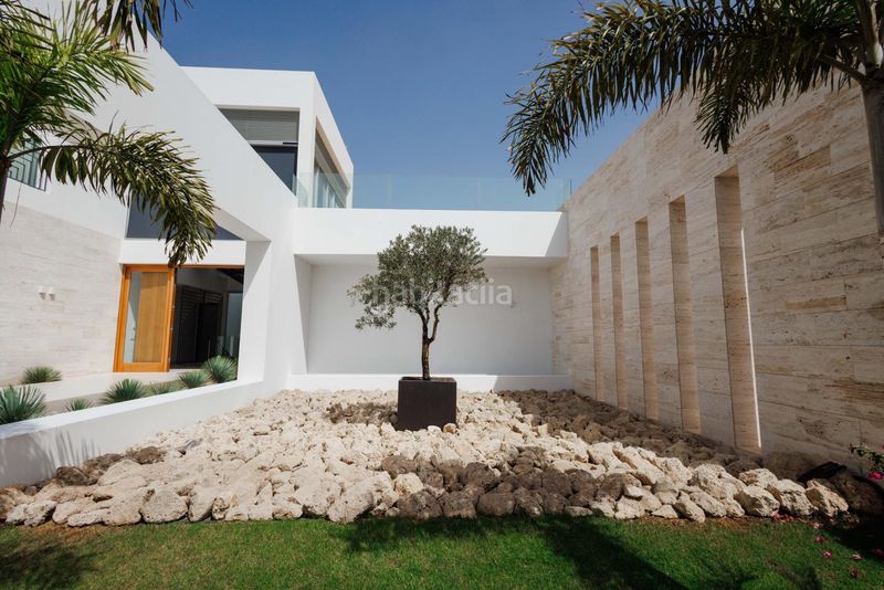 Foto 5203da37-5861-4abd-8087-38057bd450e1. Casa amb aparcament piscina a La Caleta Adeje