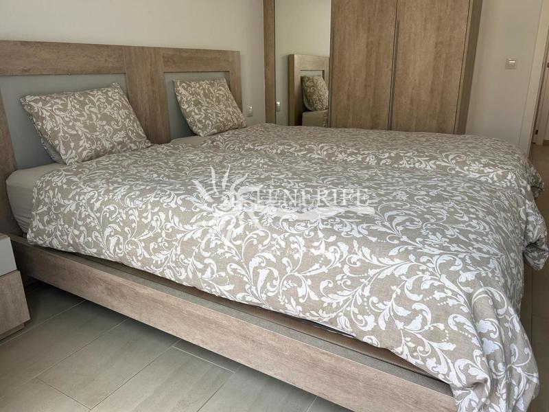 Foto 145c746d-8054-4c89-ae2e-04e7b2f83c89. Haus mit parking in Playa Fañabé Alto Adeje