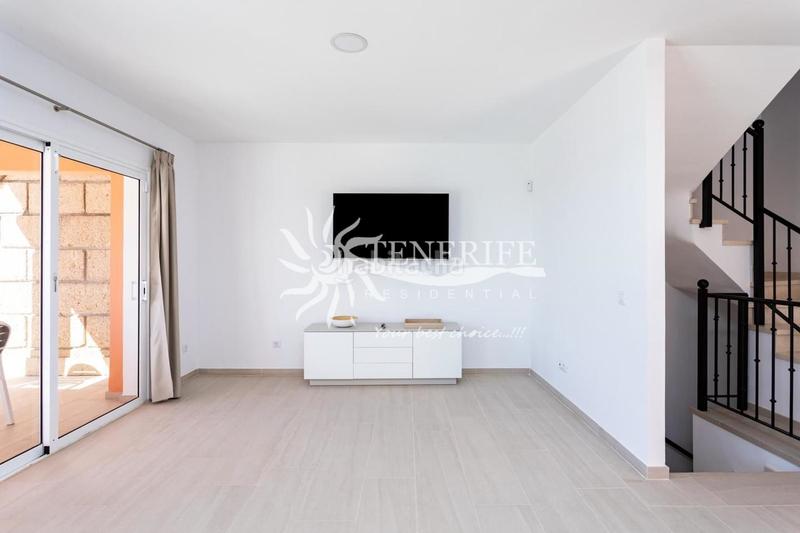 Foto b5873b53-09fc-4f84-8143-5193ce407d03. Haus mit parking in Playa Fañabé Alto Adeje