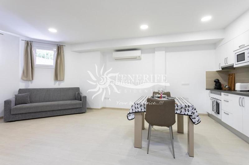 Foto d96d63ac-6341-48fe-a2c8-a1618f75907c. Haus mit parking in Playa Fañabé Alto Adeje