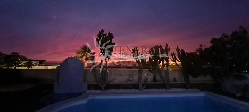 Foto 1bdb2f92-9b2b-4501-a873-f4593574f6a7. Maison avec parking piscine dans Playa Fañabé Alto Adeje