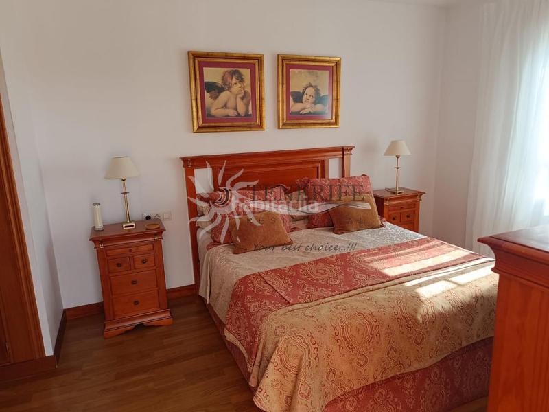 Foto 2f290d43-96ea-4729-ab0e-e9fe91e894af. Casa amb aparcament piscina a Los Cristianos Arona