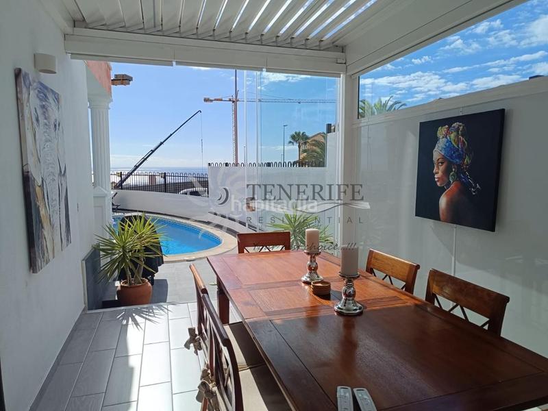 Foto 48ce4f92-1d2c-402f-bbb0-933140ba7c8e. Casa amb aparcament piscina a Los Cristianos Arona