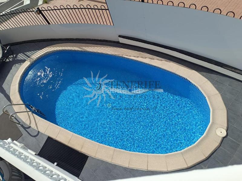 Foto 4f8c45bf-c41e-4055-8d15-474185878148. Casa amb aparcament piscina a Los Cristianos Arona