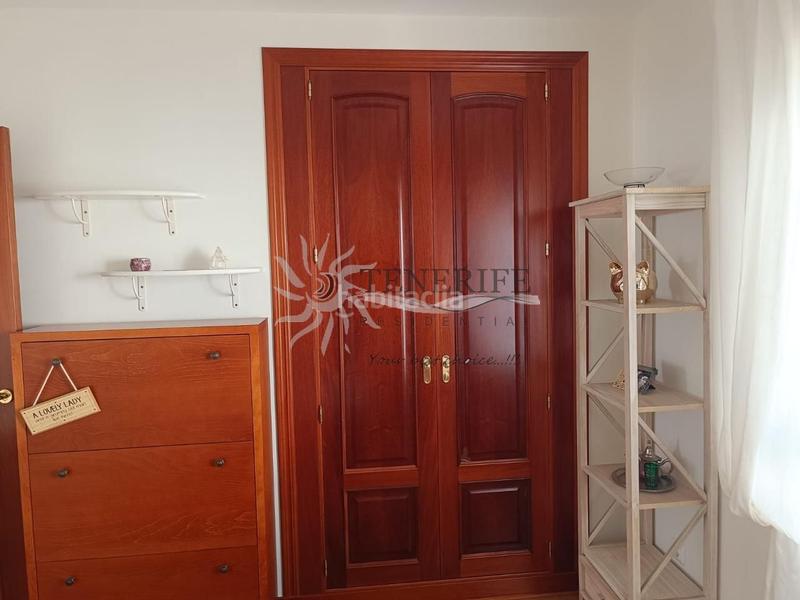 Foto 8552e350-6d94-4209-b5df-0bb4373ba7ed. Casa amb aparcament piscina a Los Cristianos Arona