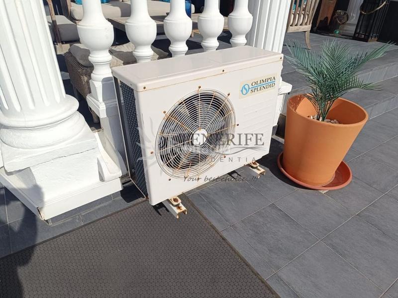 Foto d217e792-9220-4ef8-aca1-4938c5033937. Casa amb aparcament piscina a Los Cristianos Arona