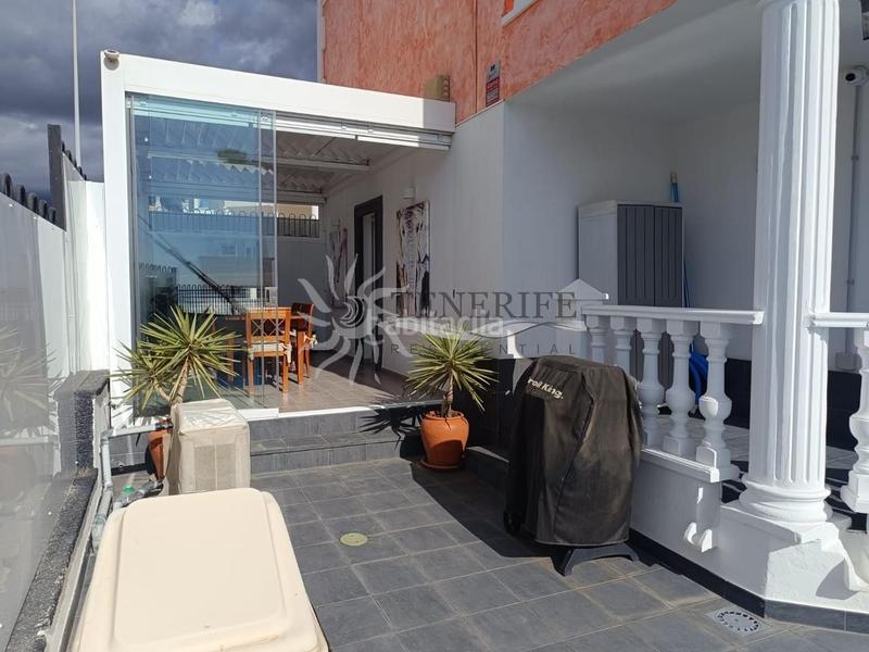 Foto fee01c7a-5cd1-4fed-934b-5798bd7149ce. Casa amb aparcament piscina a Los Cristianos Arona