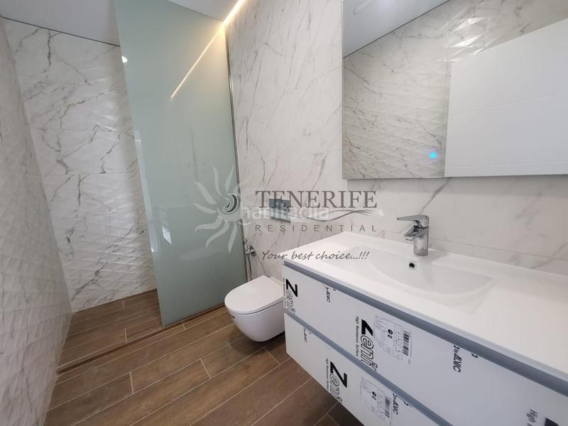 Foto 3e11835a-fd5f-401f-aa65-015fddf6d2ba. Maison avec parking piscine dans Playa Fañabé Alto Adeje