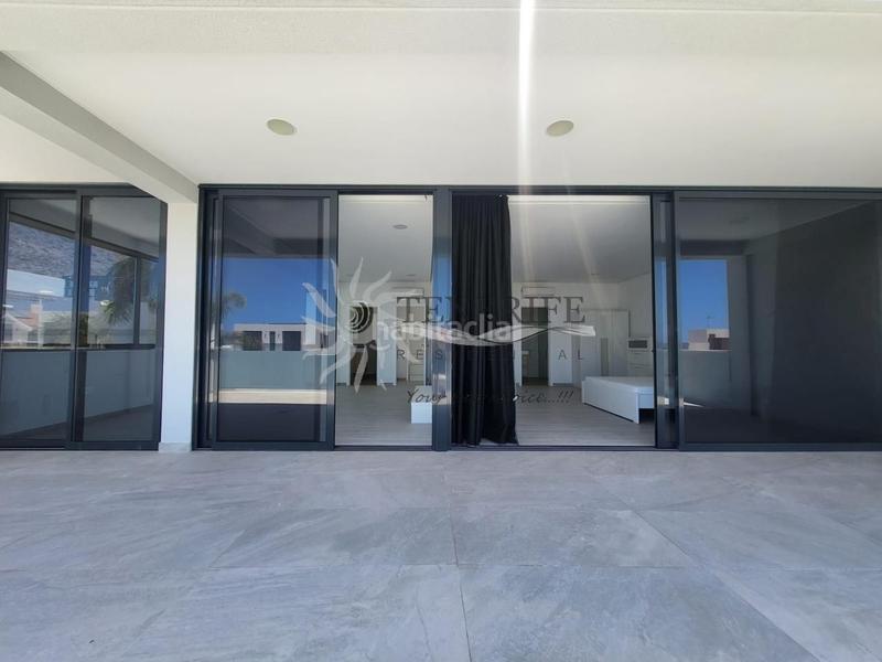 Foto 42f66644-14e4-4a57-91b9-99ba74b63312. Maison avec parking piscine dans Playa Fañabé Alto Adeje