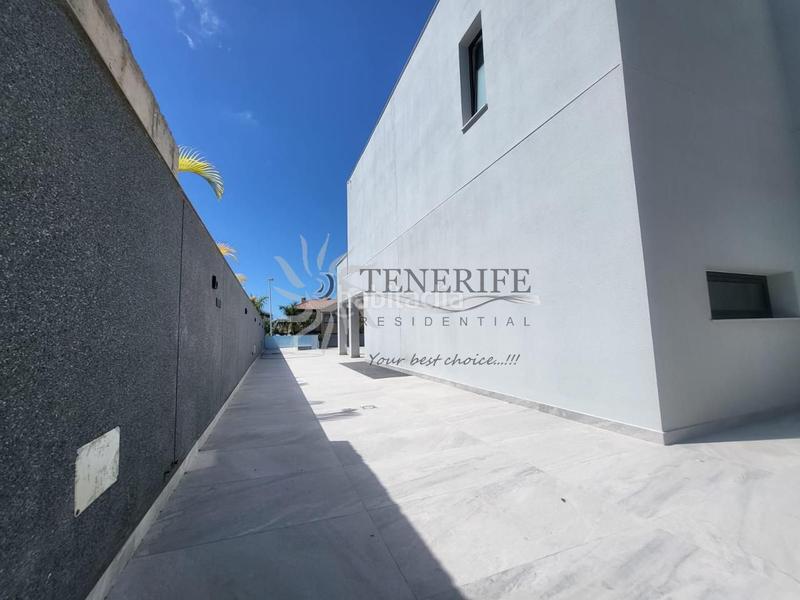 Foto 45c8700a-91be-40af-a410-2a6e4527583a. Maison avec parking piscine dans Playa Fañabé Alto Adeje