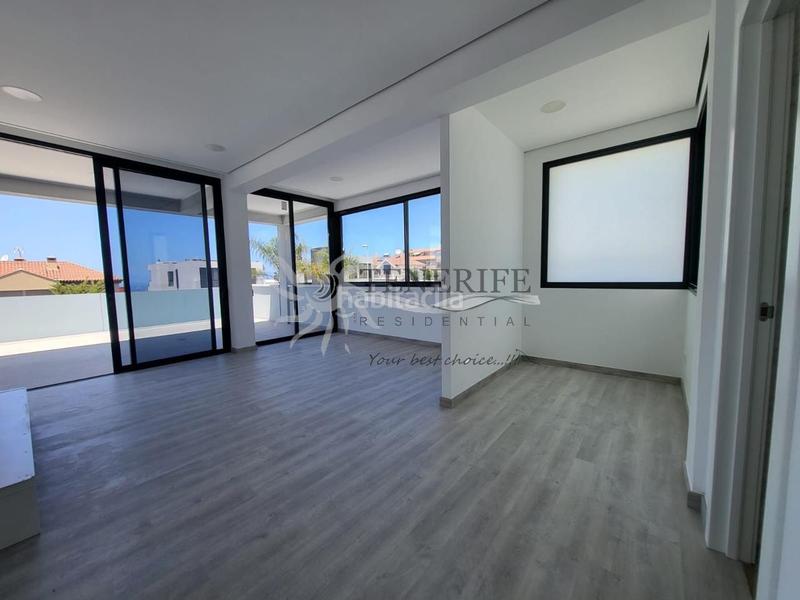 Foto 5d1dce1c-49dd-4f31-a941-436956550979. Maison avec parking piscine dans Playa Fañabé Alto Adeje