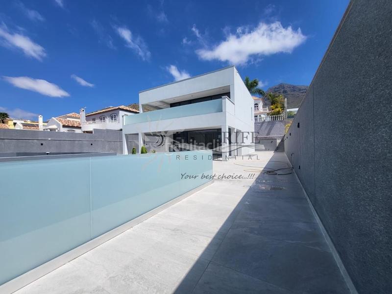 Foto 7fecde28-6f13-4a41-85d1-e45ac30459f6. Maison avec parking piscine dans Playa Fañabé Alto Adeje