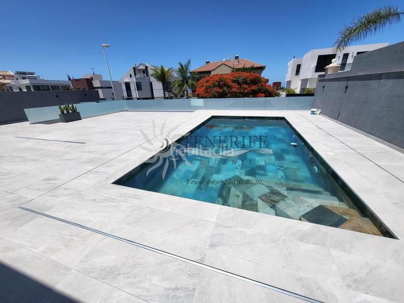 Foto 863ad733-d404-41f1-9ccf-c2291a6987ed. Maison avec parking piscine dans Playa Fañabé Alto Adeje