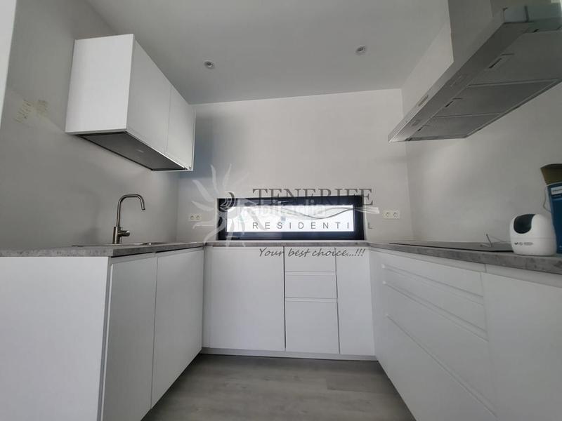 Foto b5e79261-d03a-4c1c-89c9-38e85766747b. Maison avec parking piscine dans Playa Fañabé Alto Adeje