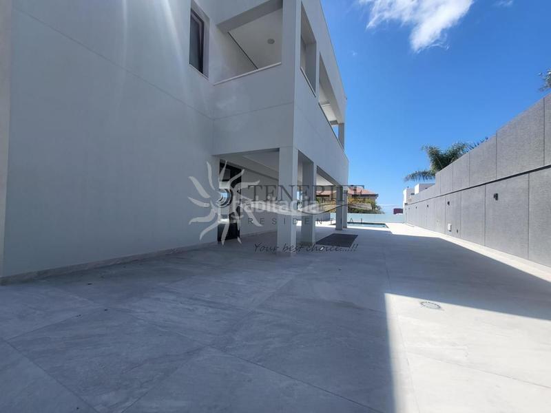 Foto f44c9ed1-bc8e-486c-8a73-1857104404e7. Maison avec parking piscine dans Playa Fañabé Alto Adeje