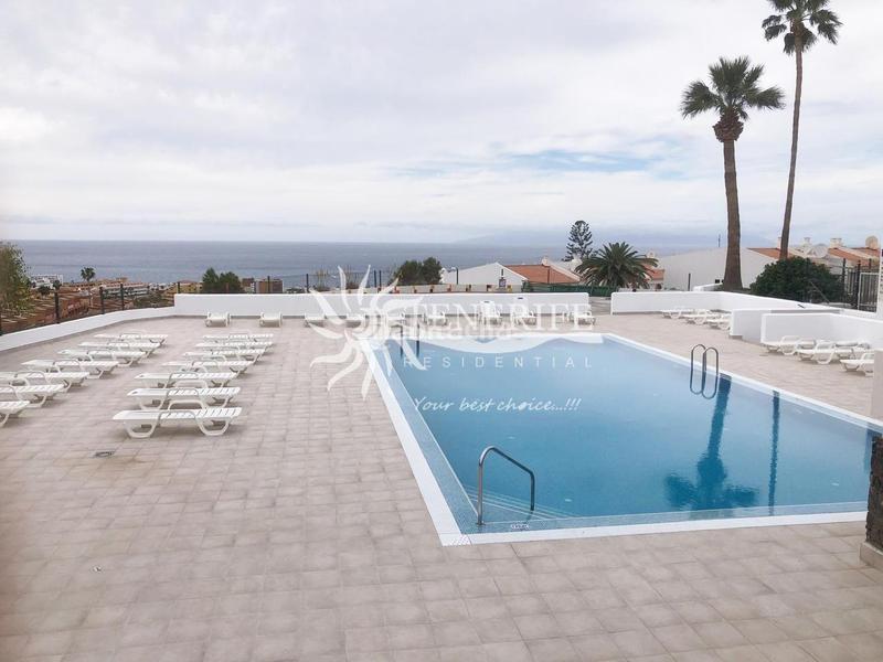 Foto 174d070f-c592-42ad-9df4-24d901784f34. Piano terra in madrid 8 in Torviscas Centro y Alto Adeje