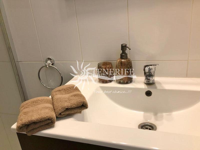 Foto 7a8fa008-617f-417b-9456-56b551a42ba4. Piano terra in madrid 8 in Torviscas Centro y Alto Adeje