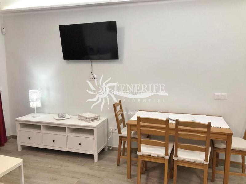 Foto 80c96ba6-25b8-47b2-83a8-f9d501278eba. Piano terra in madrid 8 in Torviscas Centro y Alto Adeje