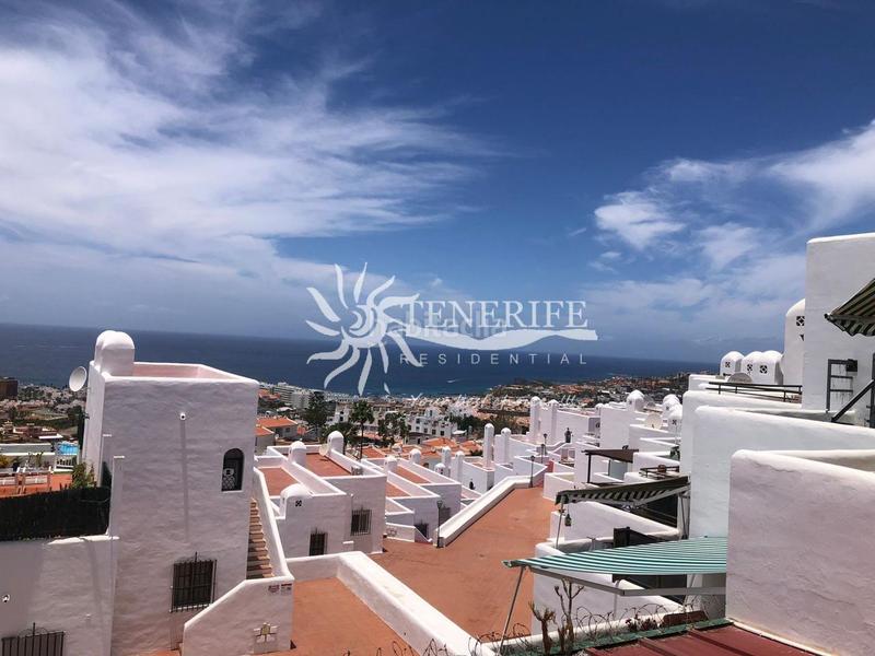 Foto c64f8500-717d-4e0b-ac1d-172ba3e2e962. Piano terra in madrid 8 in Torviscas Centro y Alto Adeje