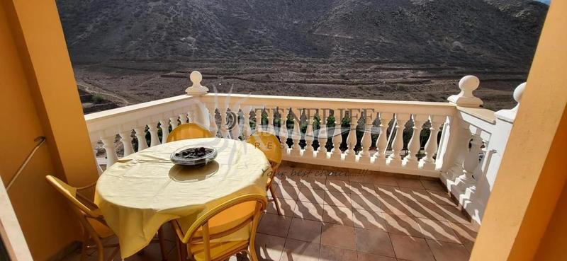 Foto d3b7cb89-cff6-43c1-b0f4-d0b31ee9c793. Appartamento con parcheggio in Los Cristianos Arona