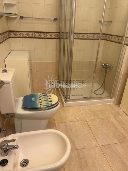 Foto a43161eb-e7af-42d5-89c9-c786493d3df5. Appartamento con parcheggio in Playa Fañabé Alto Adeje