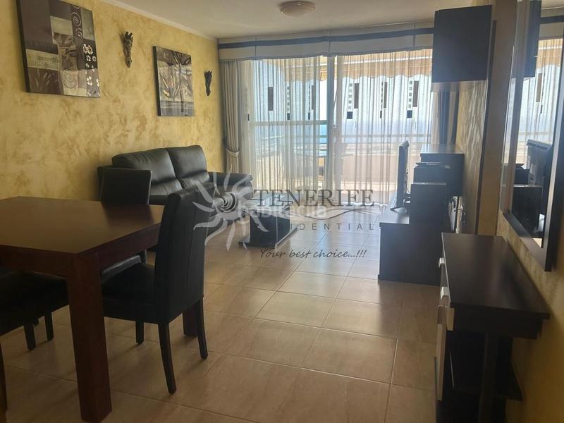 Foto bf3acbf2-c084-41b3-94bb-12c90a2c1178. Appartamento con parcheggio in Playa Fañabé Alto Adeje