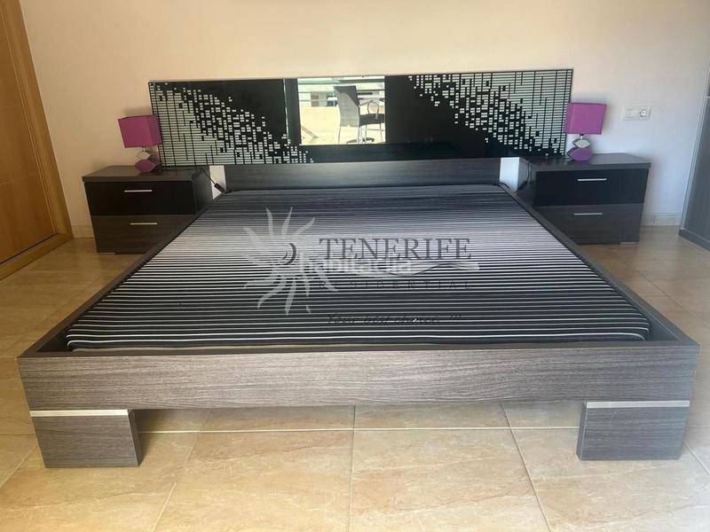 Foto c851dc2a-3168-42a5-9f30-f437121a8960. Appartamento con parcheggio in Playa Fañabé Alto Adeje