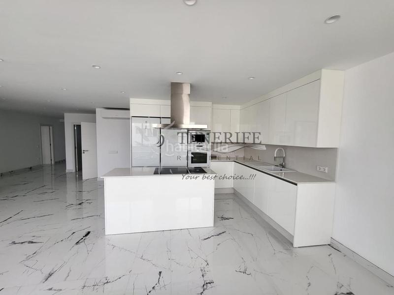 Foto 54aed1e9-b718-4089-a67d-0643db71dae9. Piano terra in Los Cristianos Arona