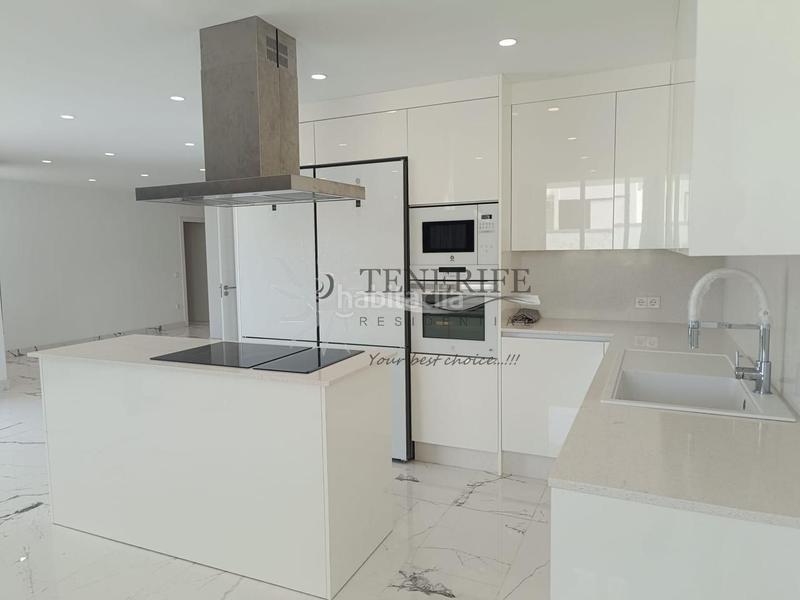Foto cd714d09-f605-4116-b003-321c131e5ef0. Piano terra in Los Cristianos Arona