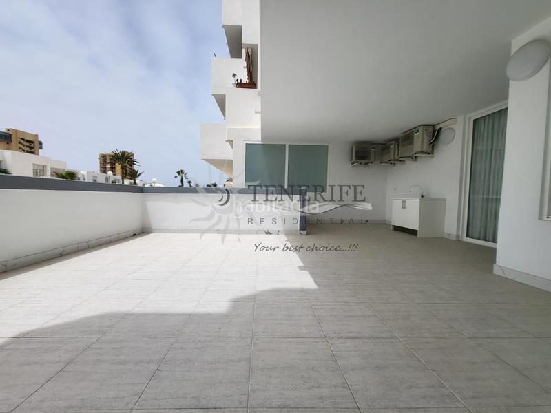 Foto e0fee1fc-62e0-4fdb-8df5-cb2f6ff5b038. Piano terra in Los Cristianos Arona