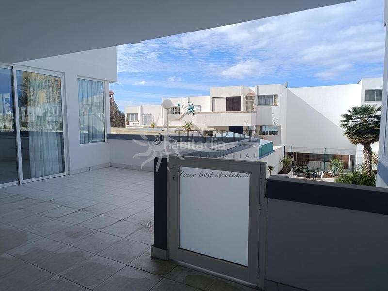 Foto f7ac9736-c125-470c-8690-2f4d66def4bc. Piano terra in Los Cristianos Arona