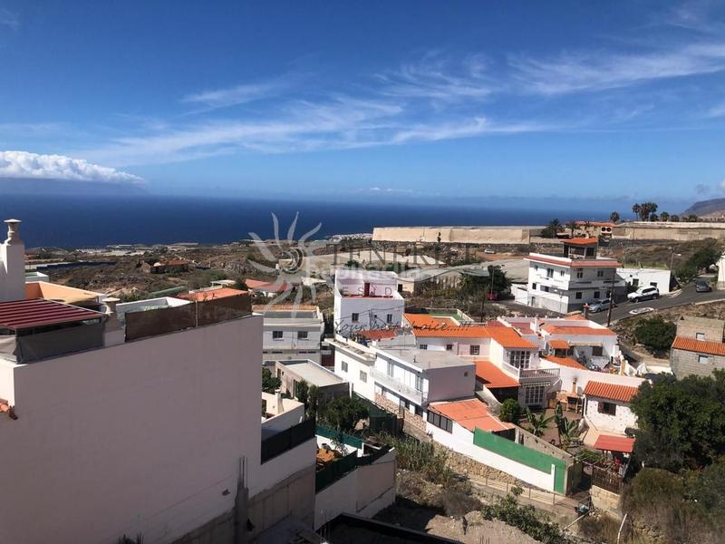 Foto 2ed6e240-9a8d-4758-9329-987fbfde7688. Pis amb aparcament a Tijoco Bajo Adeje