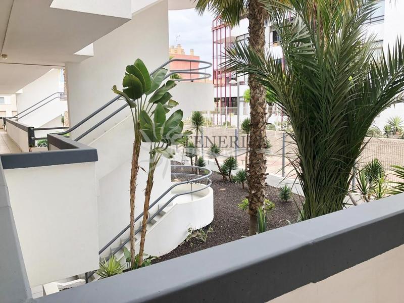 Foto 769f91ad-974c-4fd0-b7c9-0c3572fc61af. Rez-de-chaussée dans Los Cristianos Arona