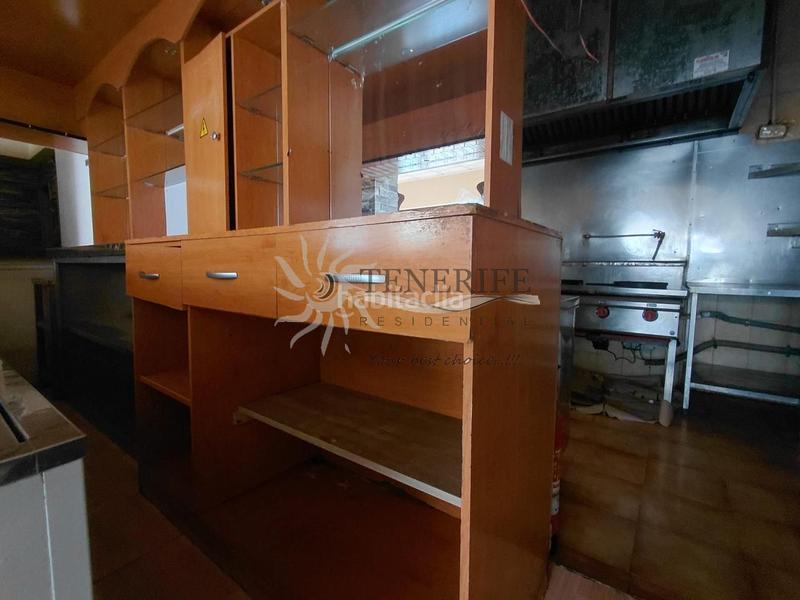 Foto d49d19d4-06bf-4507-8c2c-3ee4e30b5668. Local comercial  en Los Cristianos. en Arona