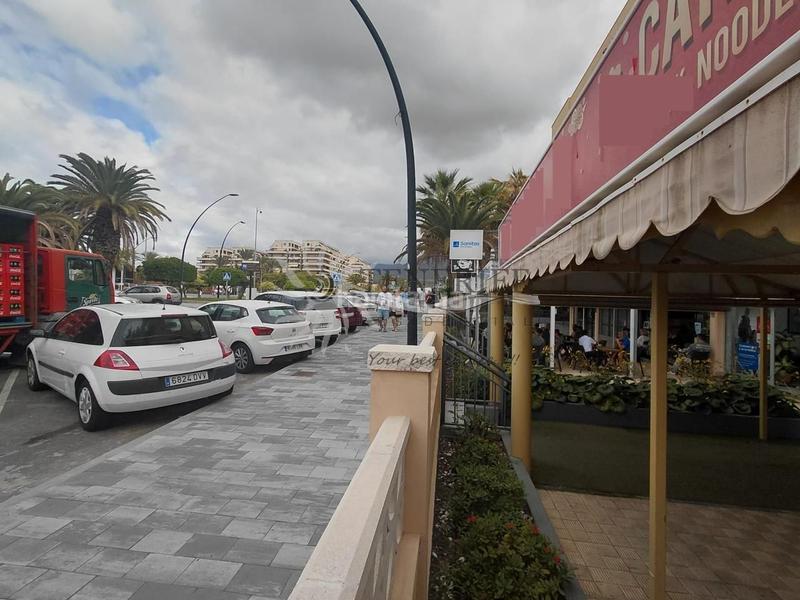 Foto fa119d36-13e5-4f5f-bb6c-4d087e96406e. Local comercial  en Los Cristianos. en Arona