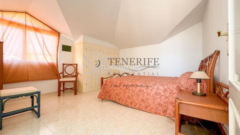 Foto b45379c6-9df9-40c0-a954-2e20f363546e. Pis amb aparcament a Los Cristianos Arona