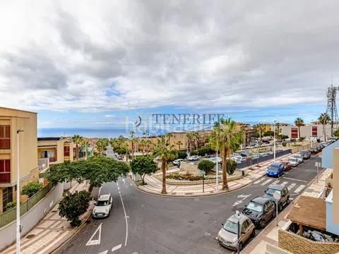 Foto ad441596-f2ee-41f9-8894-500e7d88a7ee. Casa amb aparcament a Casco Urbano Adeje