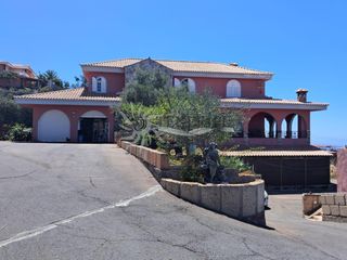 Casa  La concepción. Chalet con finca en la concepción. adeje.