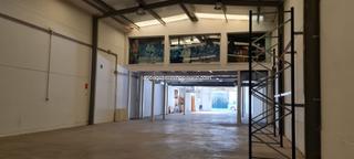 Bâtiment à usage industriel à Zona Calvario. Nave ind. en venta en estepona.